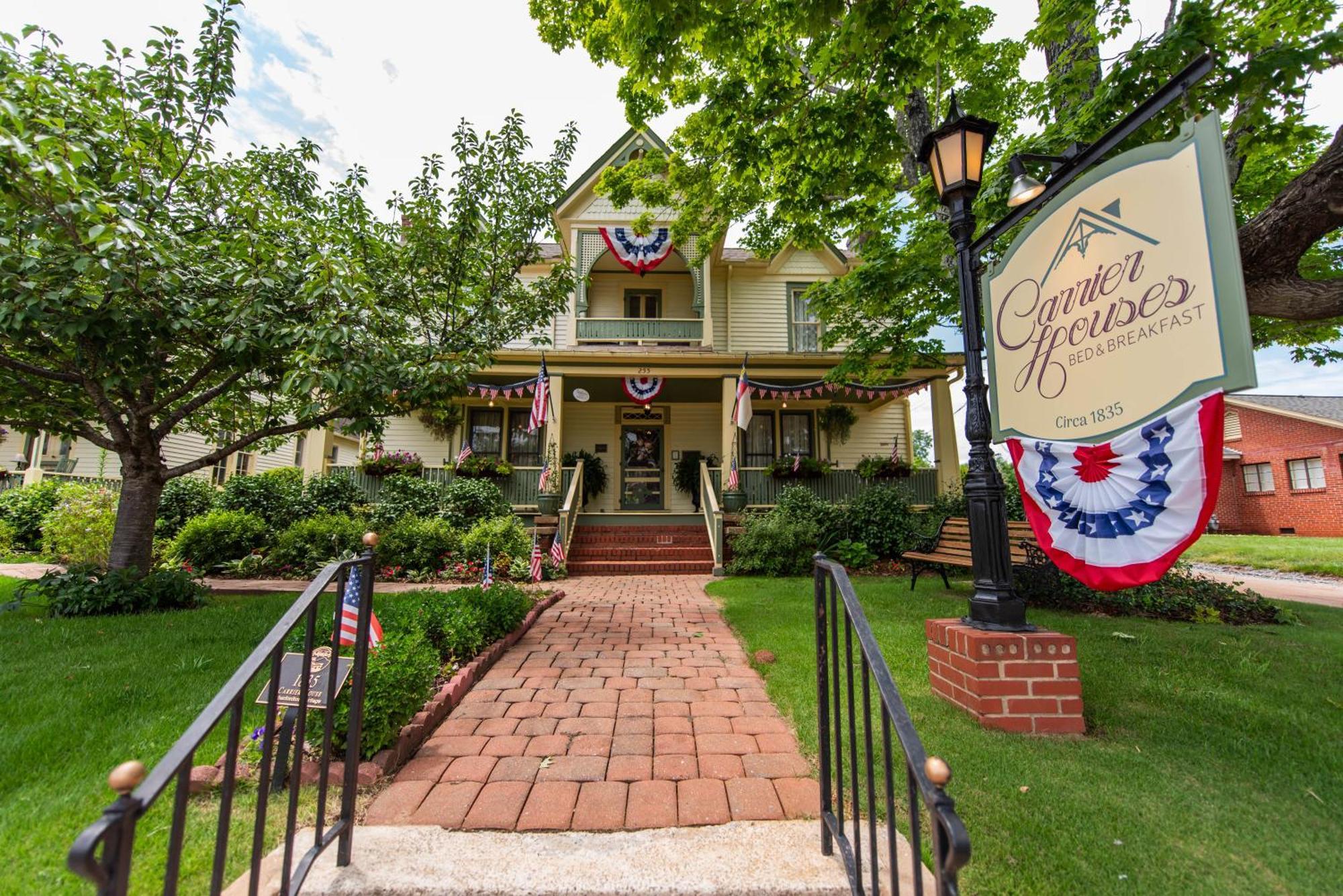 Carrier Houses Bed & Breakfast Rutherfordton 外观 照片